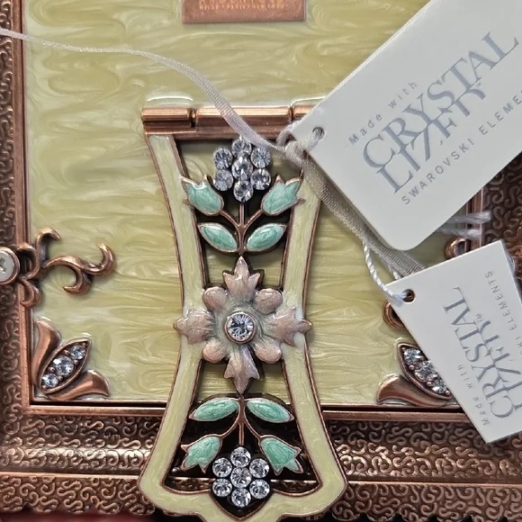 Argento SC Cream Mother Of Pearl and Crystal Photo Frame - Picture 4 of 13